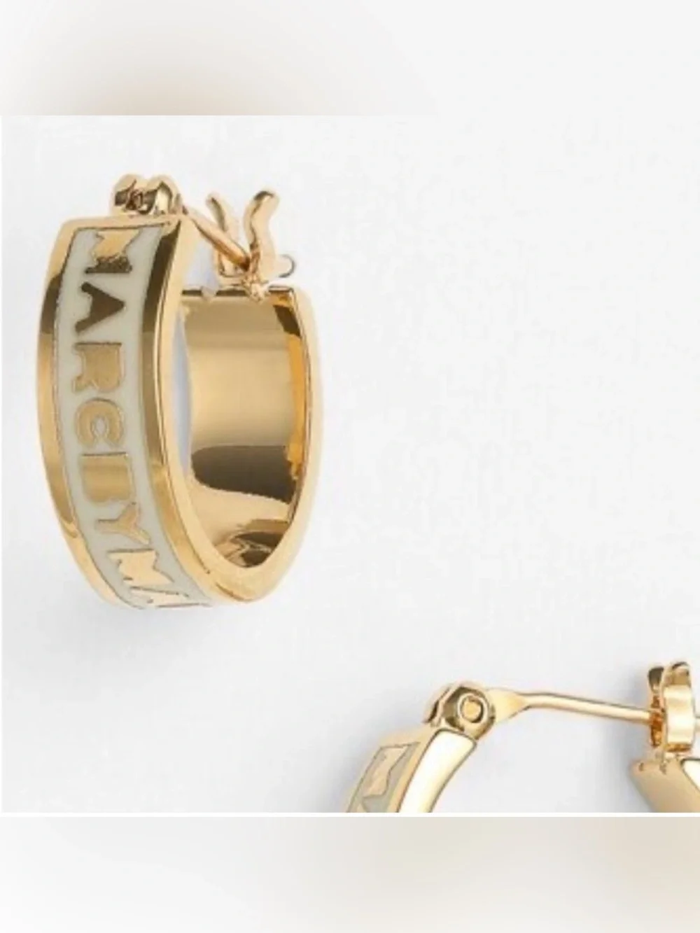 MARC BY MARC JACOBS earrings Classic Huggie Hoops gold tone white Enameled